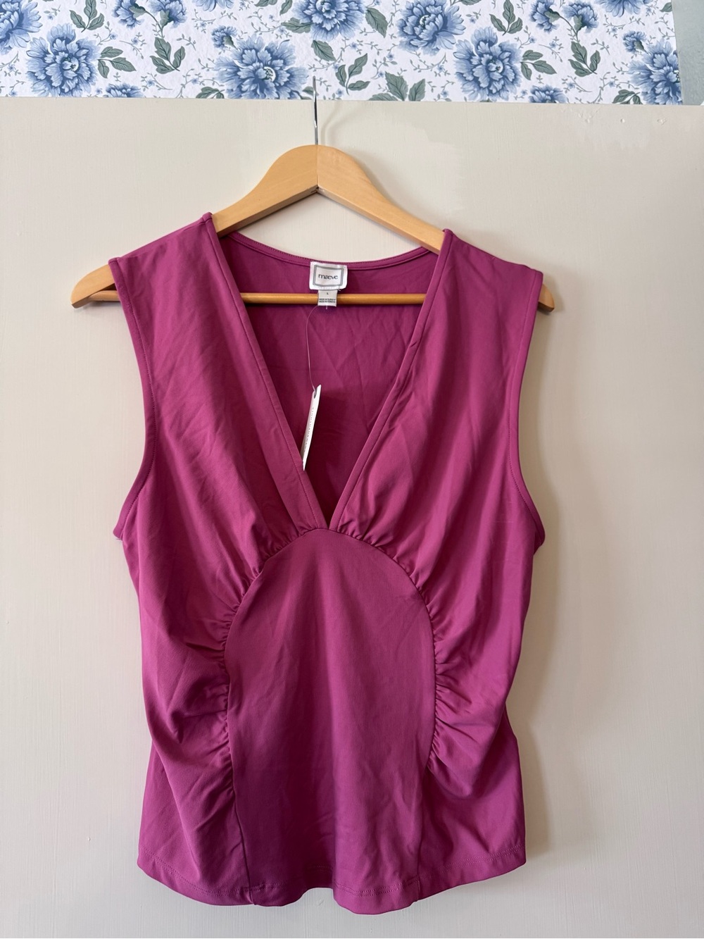 Anthropologie Sleeveless V-Neck Tank in Berry Pink